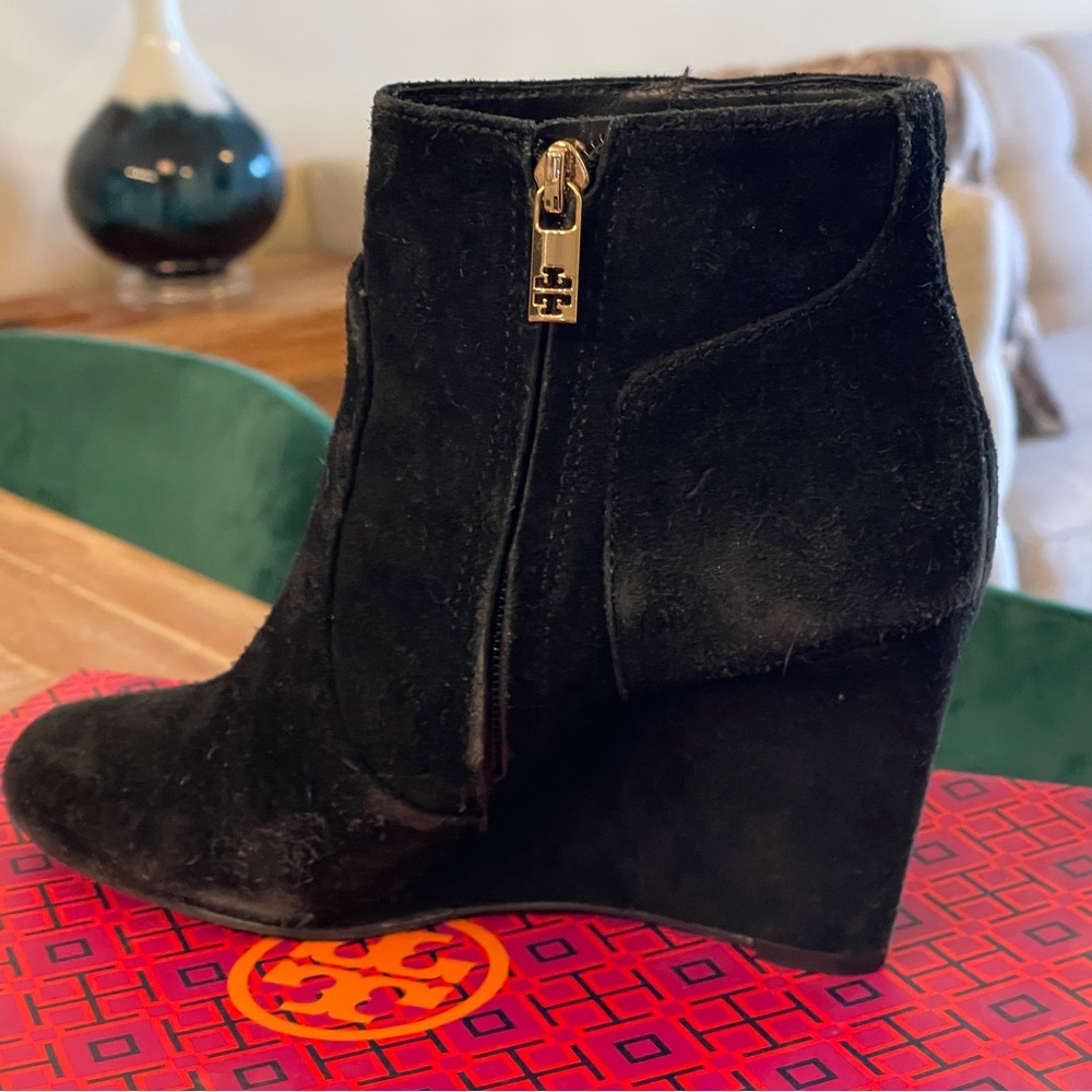 Tory Burch black leather Wedge bootie - Picture 6 of 13